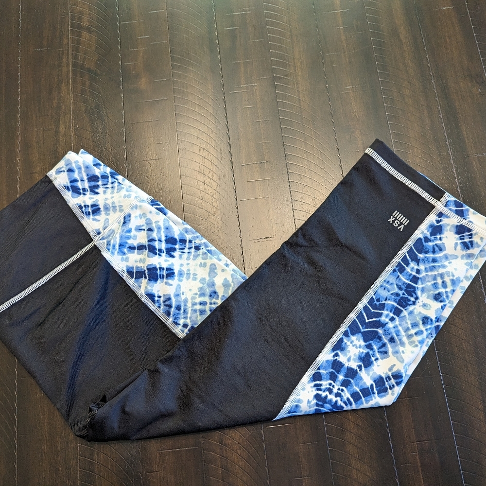 Victoria Secret Sport cropped leggings size medium